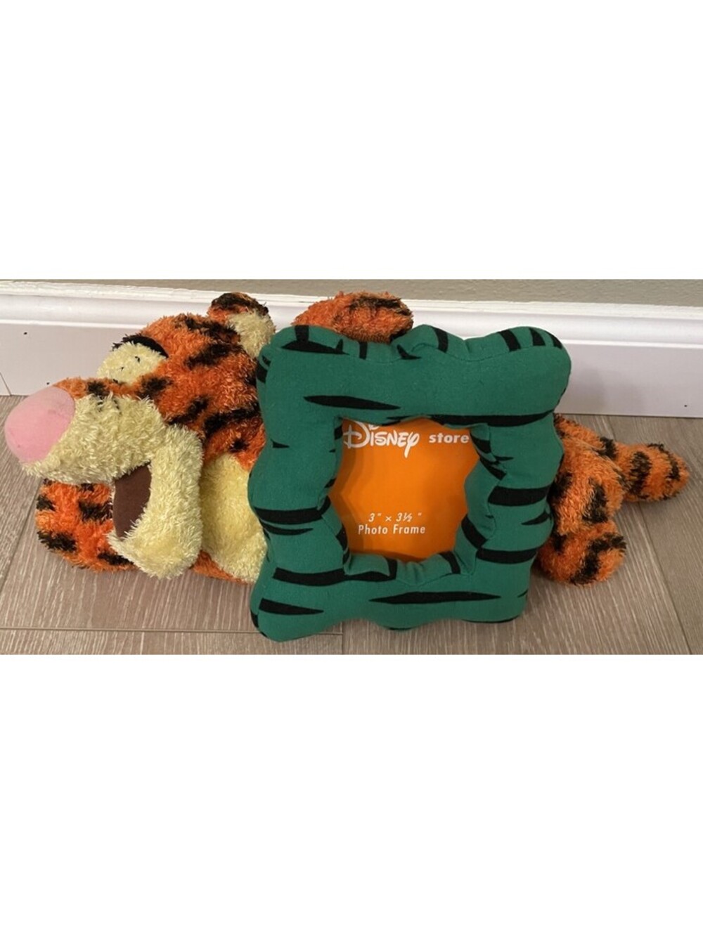 Tigger Picture Frame - Plush From The Disney Store - Winnie The Pooh Collectible